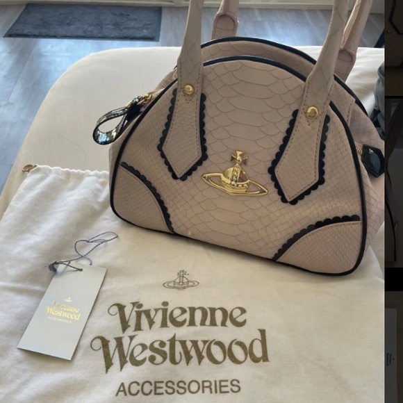 SOLD-Vintage Vivienne Westwood Yasmine Bag - Pink; Snake Print - Picture 12 of 14